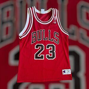 vintage 1990's Large 44 Champion Chicago Bulls Michael Jordan away jersey 23 vtg